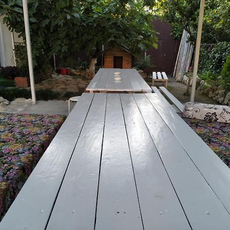 סוקהום Guest House On Shakirbay 11 מראה חיצוני תמונה