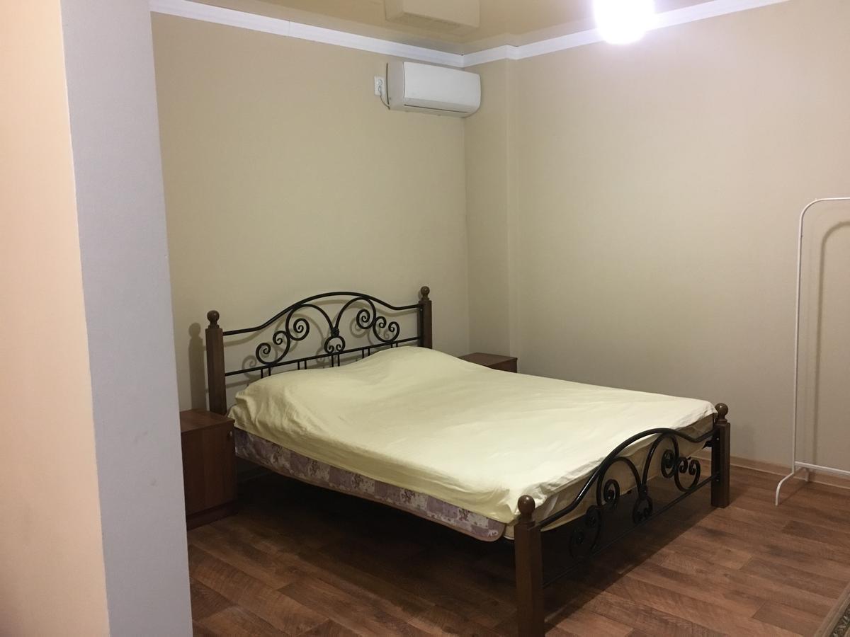 סוקהום Guest House On Shakirbay 11 מראה חיצוני תמונה