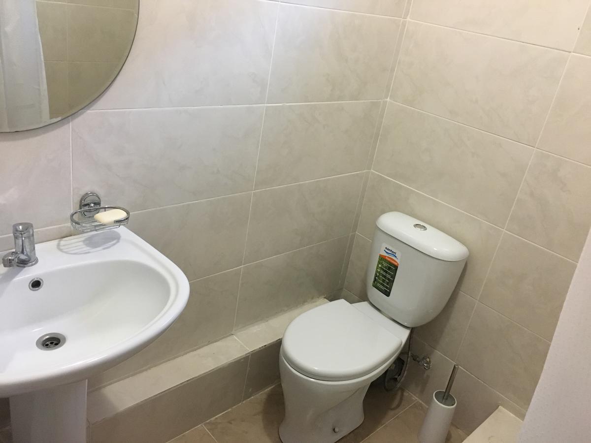 סוקהום Guest House On Shakirbay 11 מראה חיצוני תמונה