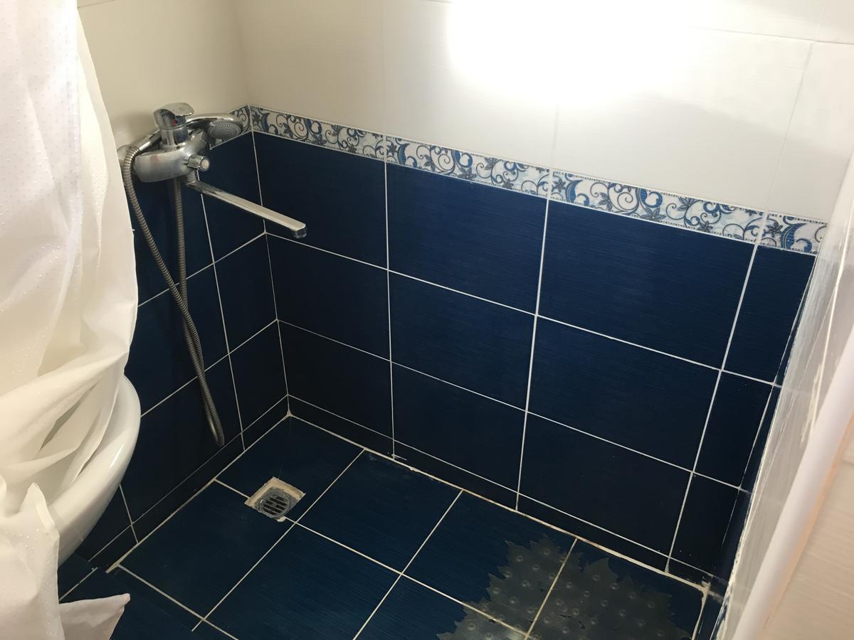 סוקהום Guest House On Shakirbay 11 מראה חיצוני תמונה