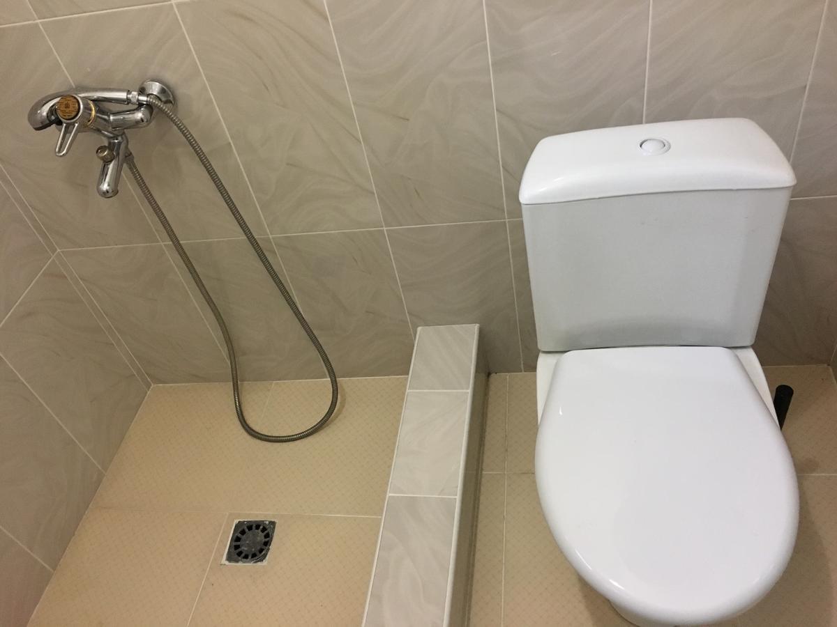 סוקהום Guest House On Shakirbay 11 מראה חיצוני תמונה